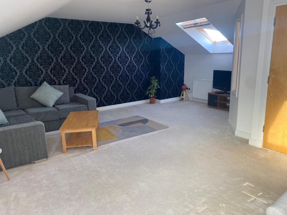 The Duplex Nairn- Spacious 3 Bedroom With Sunny Balcony Exterior photo